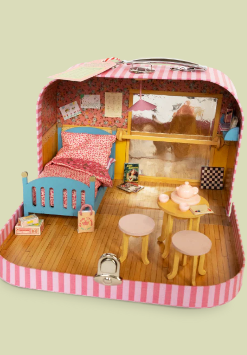 Mouse Mansion to Go - Ella's Ballet Room