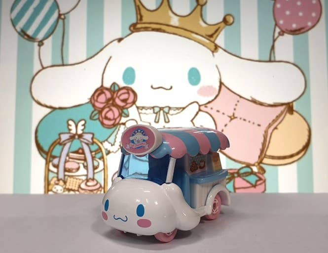 Tomica- Cinnamoroll Limited Edition : Cinnamoroll