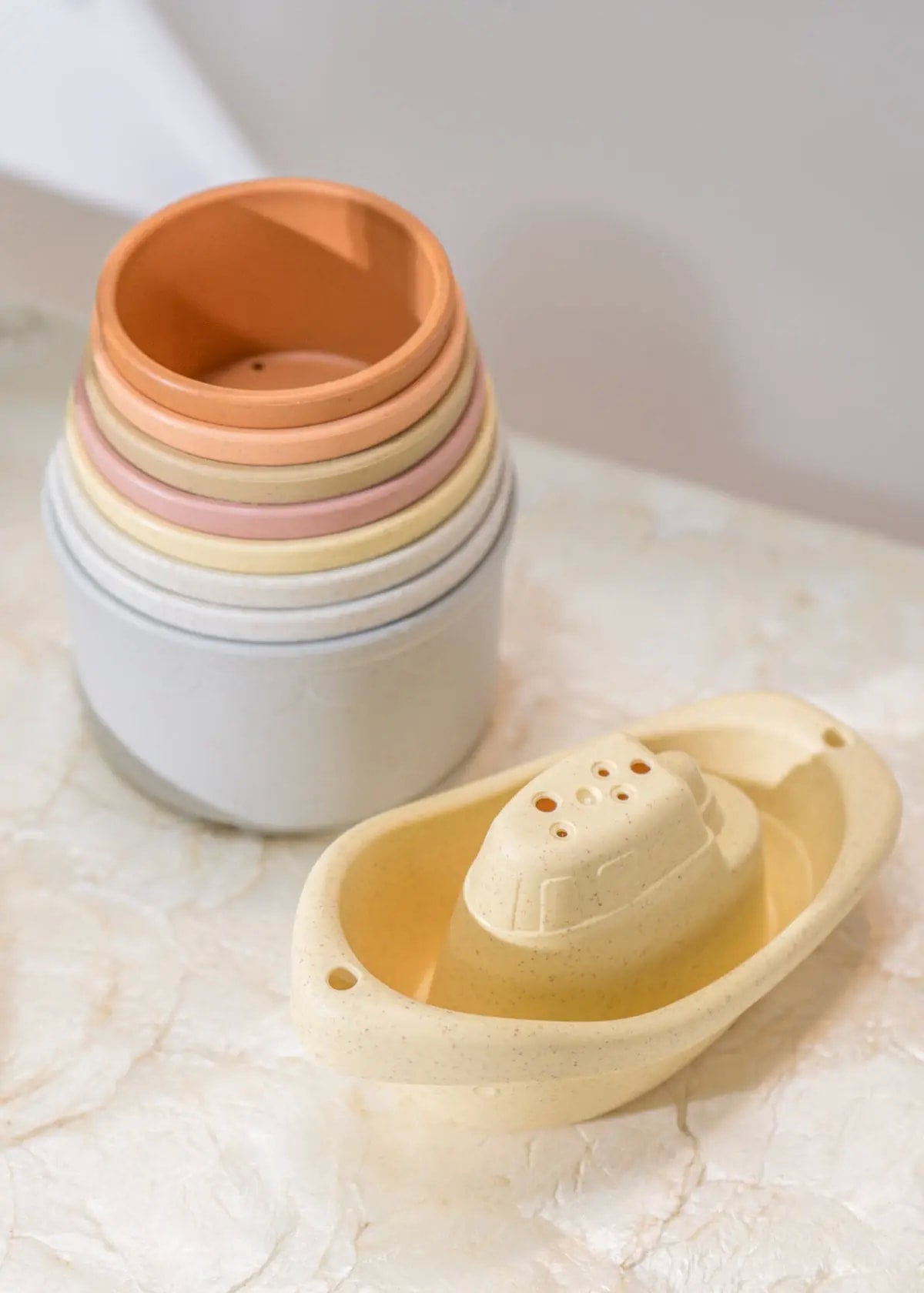 Bath Toy Organiser Set With Stackable Cups and Boats