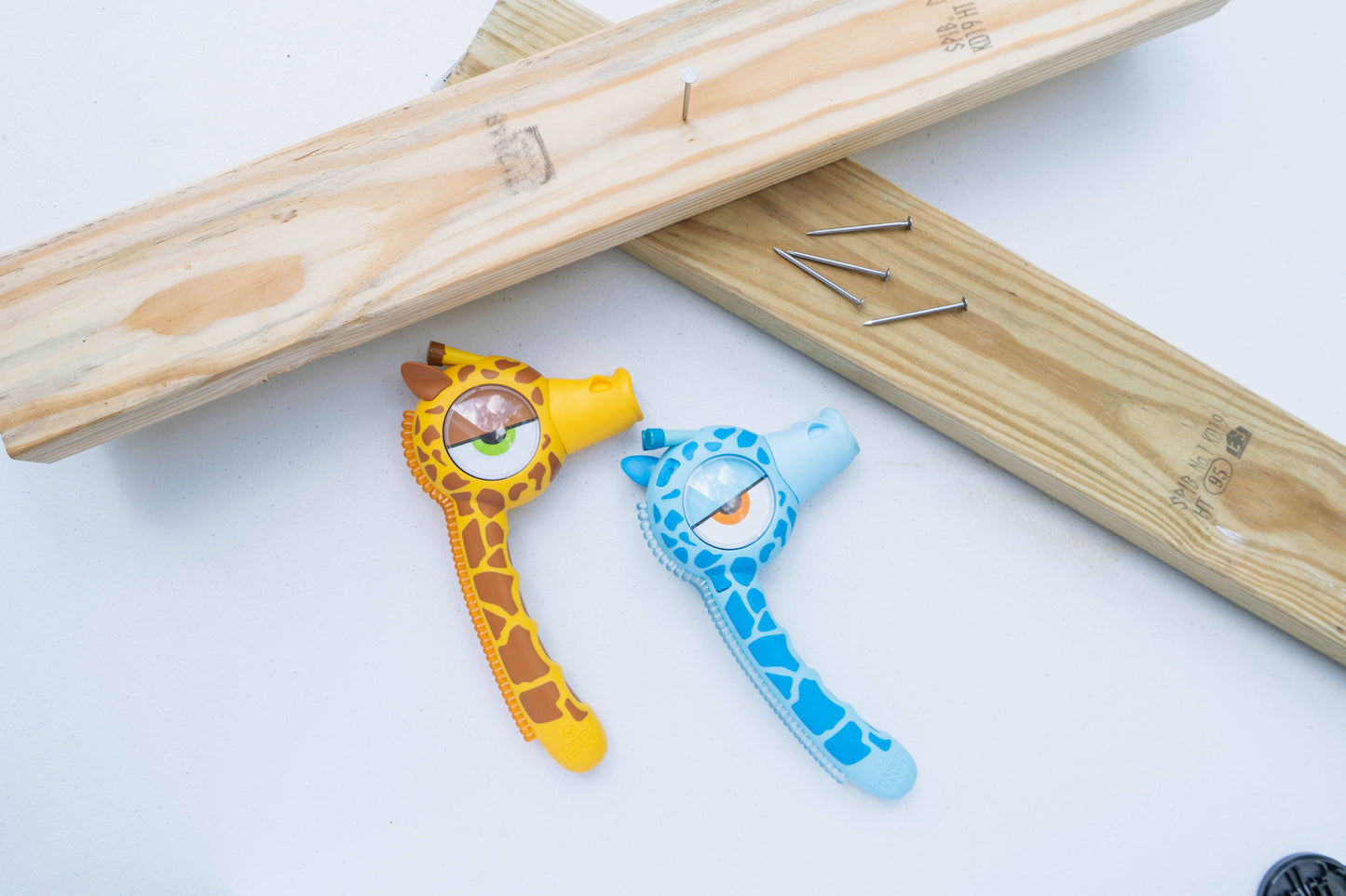Giraffe Hammer "Stretch" Yellow