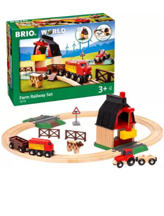 BRIO World Farm Railway Set